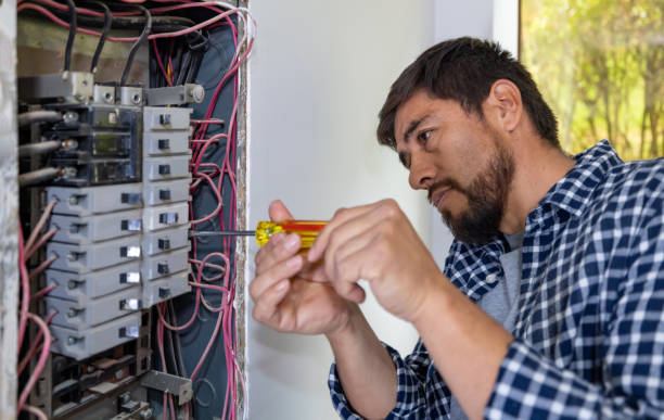 Best Emergency Electrical Repair  in Anamosa, IA